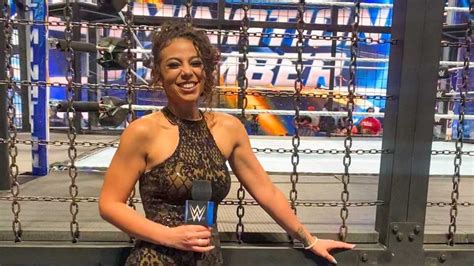 Ring Announcer for WWE Samantha Irvin Celebrates a Massive Sobriety ...