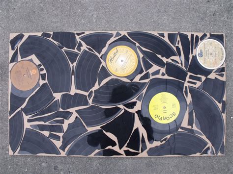 record mosiac | Vinyl record art, Record wall art, Vinyl record crafts