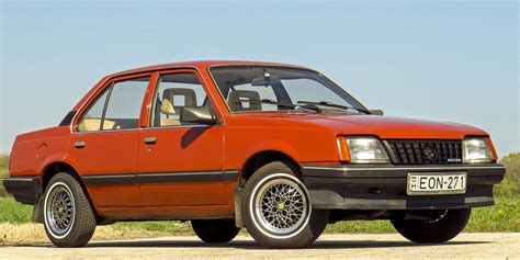 Veterán a dolgos hétköznapokra - Opel Ascona 1.3 teszt