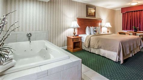 22 Orange County Romantic Hotels with Jacuzzi room ️ 2024