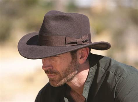The Average Guy’s Guide to Mens Wide-Brim Fedora Hats | Hats for men, Mens felt hat, Wide brim ...