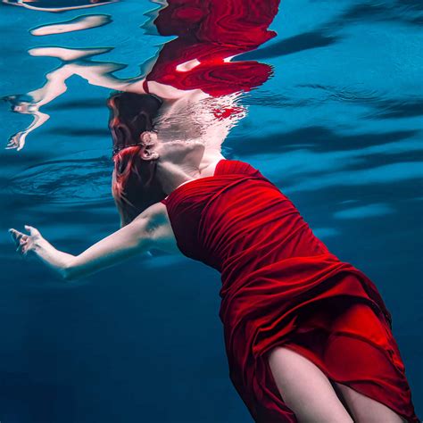 Underwater Portraits | Chris Spicks Photography