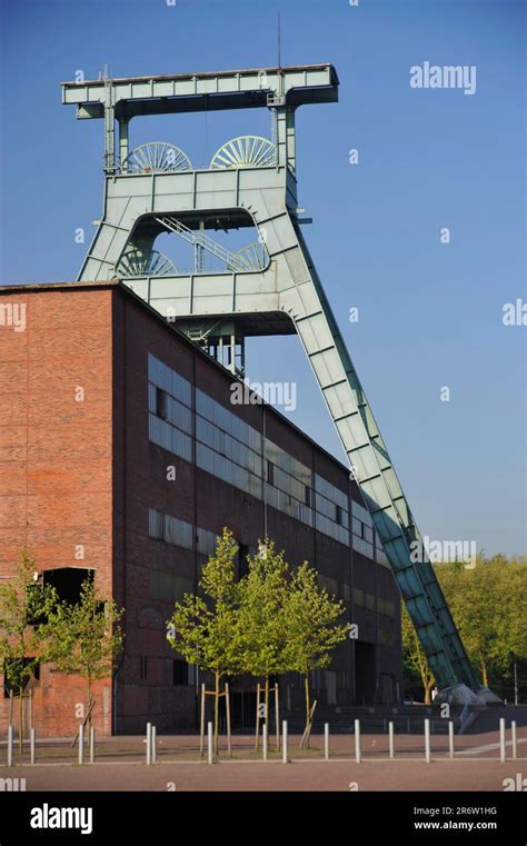 Shaft tower, double strut tower, winding tower, former Ewald colliery ...