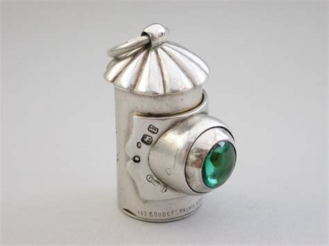 Victorian Novelty Silver Policeman's Bullseye Lantern Vinaigrette | BADA