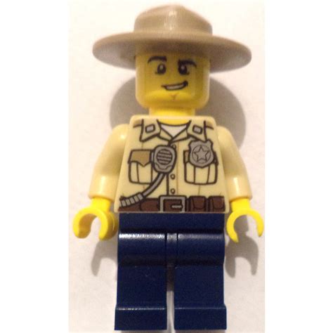 LEGO Sheriff met smirk, dark tan Hoed, tan uniform minifigure inventaris | Brick Owl - LEGO ...