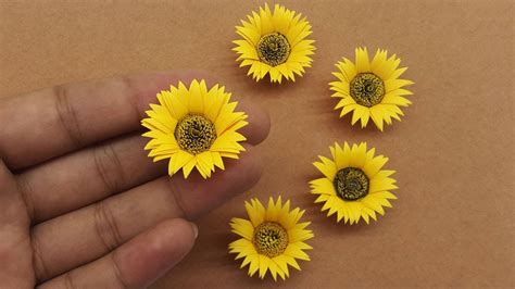 How to Make Mini Paper Sunflower Easy 🌻 Mini Sunflower DIY Paper Flower ... | Paper sunflowers ...