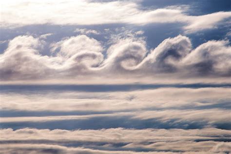 EarthSky | Kelvin-Helmholtz clouds look like ocean waves