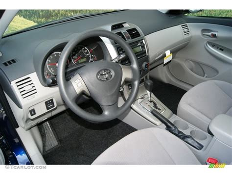 2012 Toyota Corolla LE interior Photo #59617264 | GTCarLot.com