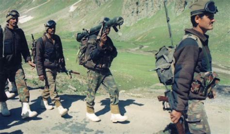 Book excerpt: Kargil saw Indian Army Grenadiers battle bullets ...