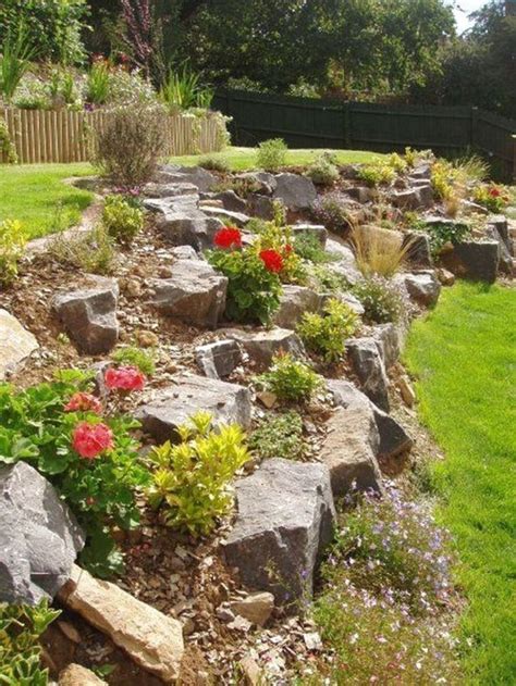 45 Beautiful Front Yard Rock Garden Landscaping Ideas (46) | Rock ...