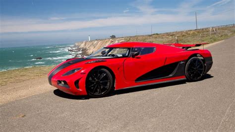 Koenigsegg Agera R (RED COLOUR) - backiee