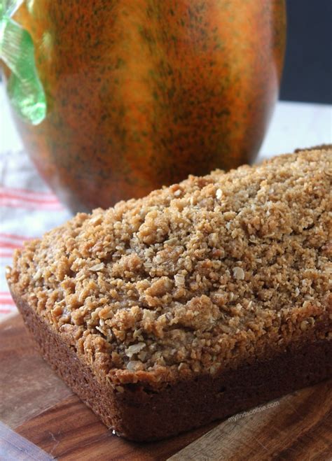 Pumpkin Bread With Streusel Topping - myfindsonline.com