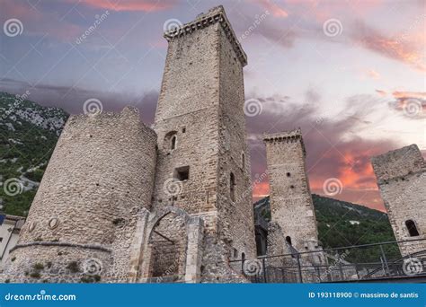 Castle in the Medieval Town of Pacentro Abruzzo Italy Stock Photo - Image of castle, stone ...