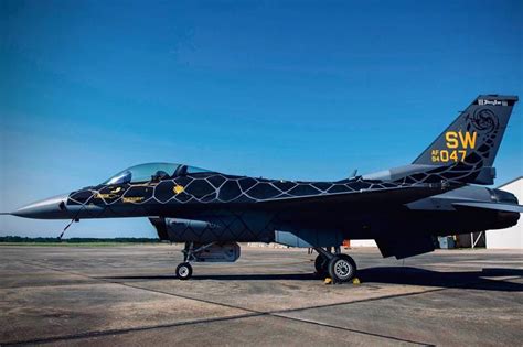 USAF F-16 Viper Demo Team unveils amazing Venom paint scheme - Blog Before Flight - Aerospace ...