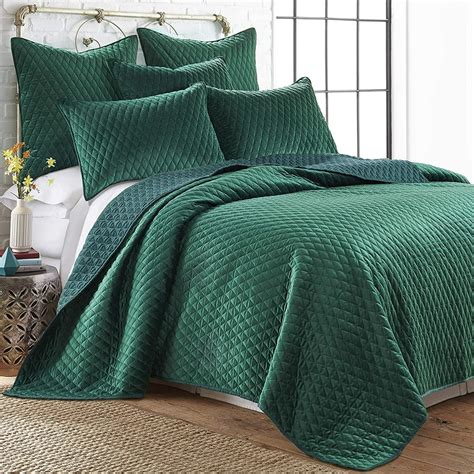 Levtex Home - Empire King Quilt - Emerald Green - Velvet - Diamond Quilting - Quilt (106 x 92 in ...