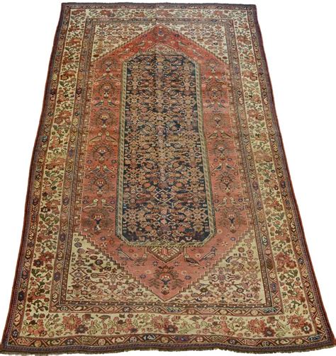 Antique Persian Meeshan Malayer Carpet circa 1880 in Pure Handspun Wool For Sale at 1stDibs