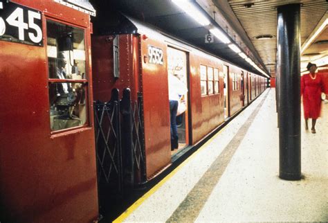 50 Rare and Interesting Photographs of the New York City Subway in the 1980s ~ vintage everyday