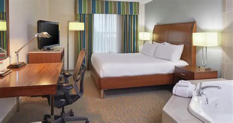 Hilton Garden Inn Atlanta Midtown, Atlanta - Book Day Rooms | HotelsByDay