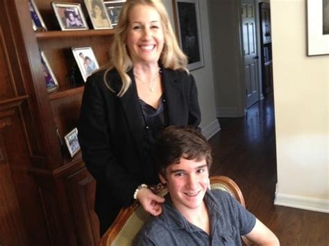 Brentwood boy wonder makes iPhone, iPad apps, donates tens of thousands ...