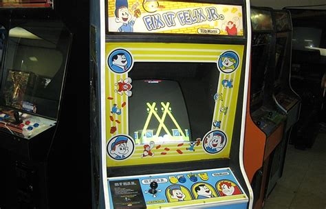 Wreck-it-Ralph Vintage Arcade Machine Arrives on e-Bay with a Ridiculously High Price Tag