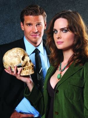 Dr. Brennan - Bones Wallpaper (826096) - Fanpop