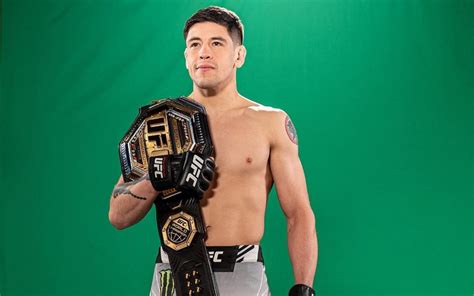 UFC 270: Brandon Moreno reveals why he will defend his belt wearing ...