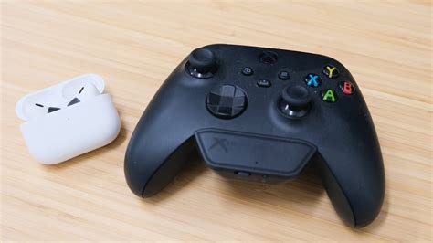 How to connect Bluetooth headphones to the Xbox One, Series S, or ...