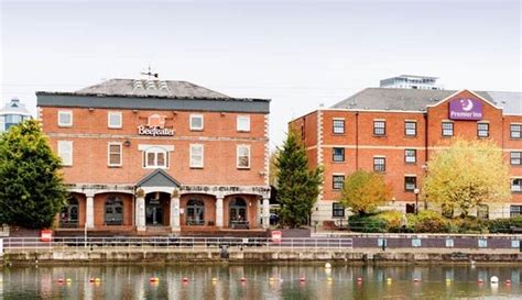 Premier Inn Manchester Salford Quays Media City - Hotels in Salford M50 3SQ - 192.com