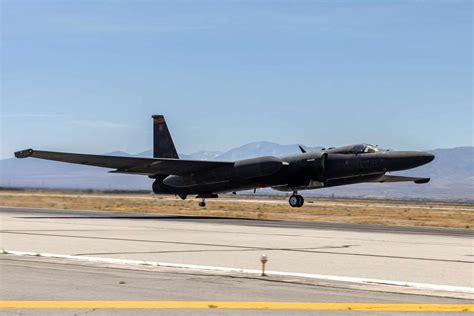 U-2 spy plane completes first flight with updated avionics package - Air Data News