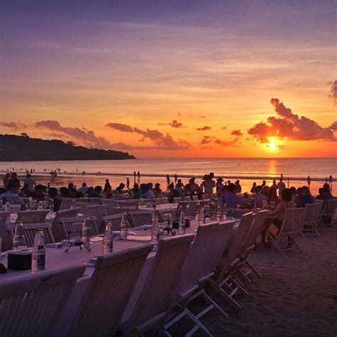 Pantai Jimbaran : Rasakan Lezatnya Seafood dan Suasana Romantis | Info Wisata