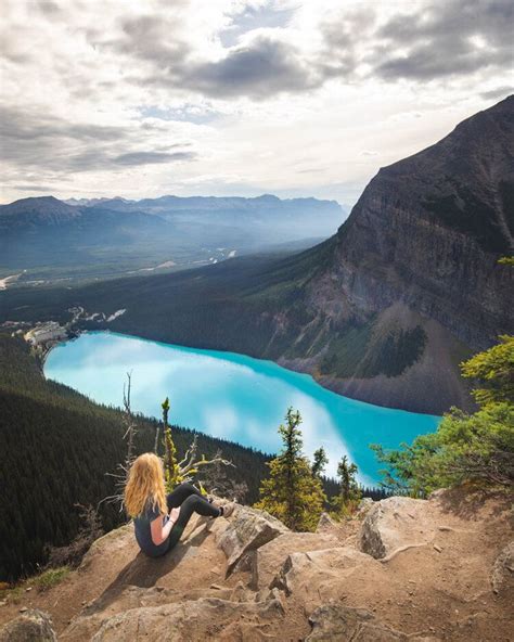 The 8 most spectacular Lake Louise Hikes — Walk My World in 2021 | Lake louise, Lake, Canada ...