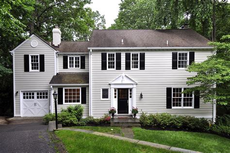 Stunning New England Colonial Home 20 Photos - JHMRad