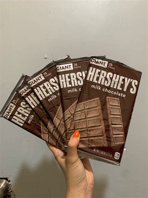 Hershey's Giant Bar, Food & Drinks, Packaged & Instant Food on Carousell