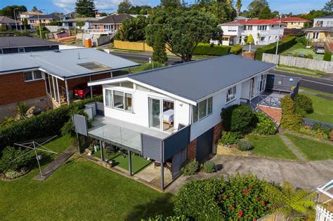 21 Carole Crescent, Pakuranga, Auckland - Property Profile | RateMyAgent