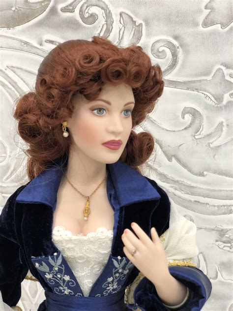 FRANKLIN MINT TITANIC ROSE FLYING SCENE BLUE VELVET. Porcelain doll ...