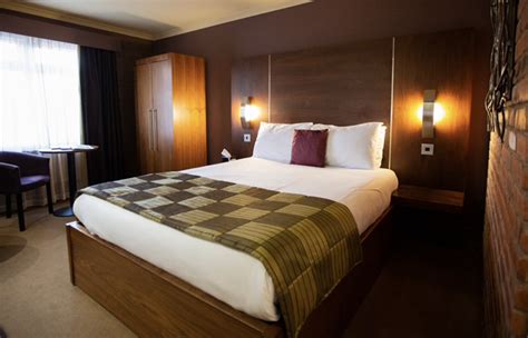 Crown Hotel Bawtry set to Reopen Accommodation for Essential Workers