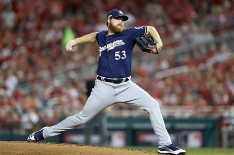 Brandon Woodruff needs to be an ace for the Brewers