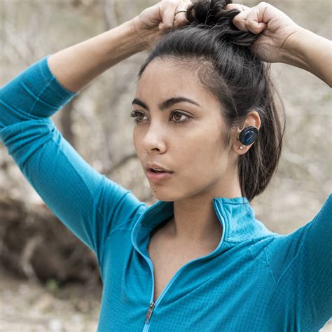 SoundSport Free totally wireless earbuds for workouts | Bose