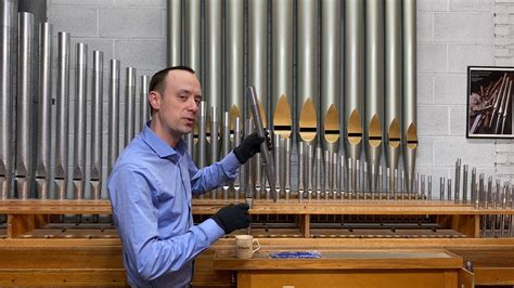 How Temperature Affects Organ Pipe Tuning - YouTube