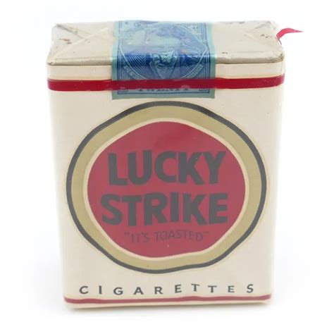 US: WW2 Lucky Strike Cigarettes Package