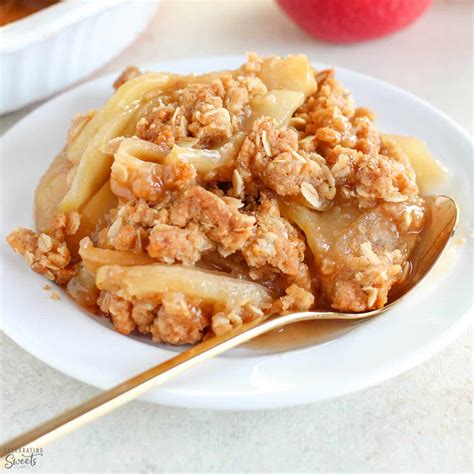 Apple Crisp Recipe - Celebrating Sweets