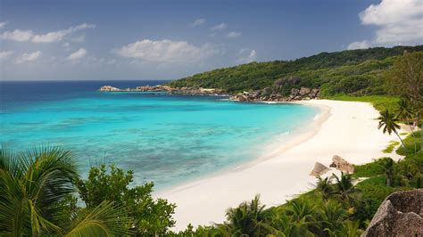 Grand Anse Beach in La Digue, Seychelles [1920x1080] : r/pics