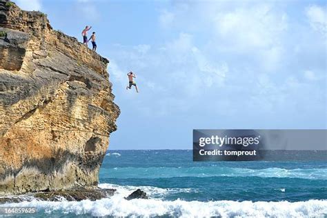 7,765 Cliff Diving Stock Photos, High-Res Pictures, and Images - Getty ...