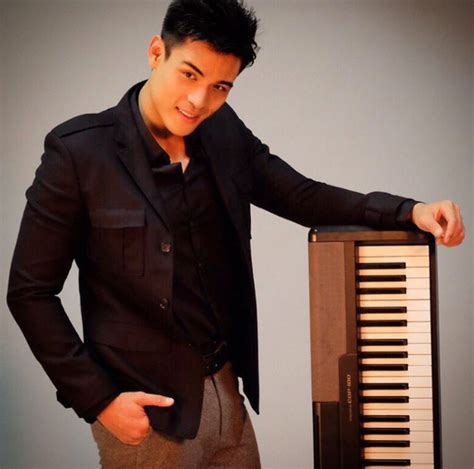 Xian Lim says goodbye to Instagram