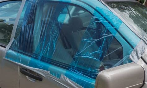 How to Cover a Broken Car Window: Temporary Solutions - The Vehicle Lab