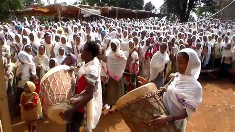 Ethiopian Orthodox Tewahedo Mezmur in Afan Oromo (ኦሮምኛ መዝሙር) (Wollega ...