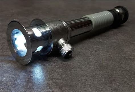 Lightsaber Hilt Flashlight: DIY Low Tech