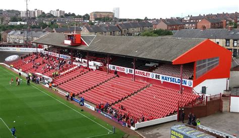 Oakwell Stadium - Barnsley - The Stadium Guide