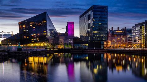 Mann Island buildings, Canning Dock, Liverpool - Bing Gallery