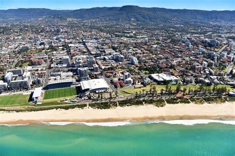 City Beach, Wollongong City - Chilby Photography